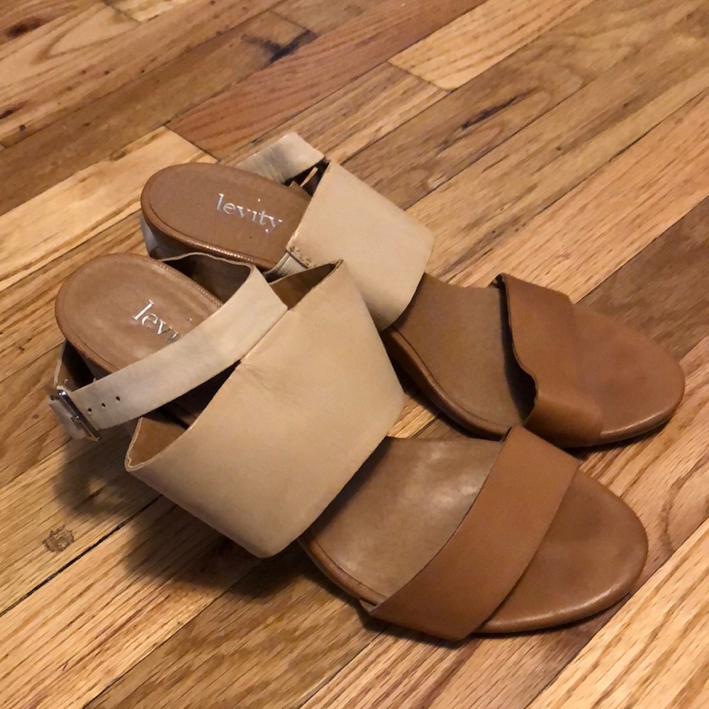 Levity Sandals size 8